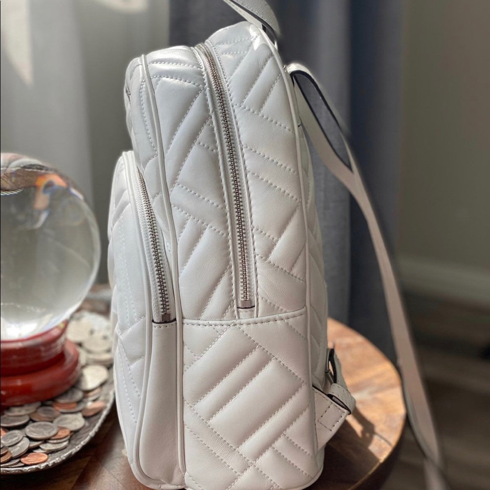 🌸MICHAEL KORS ABBEY BACKPACK NWT🌸 - Picture 2 of 5